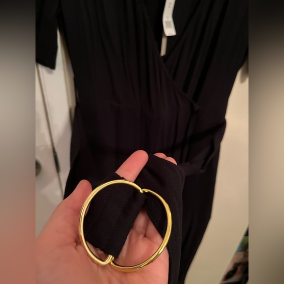 Banana Republic wrap dress - Picture 3 of 11